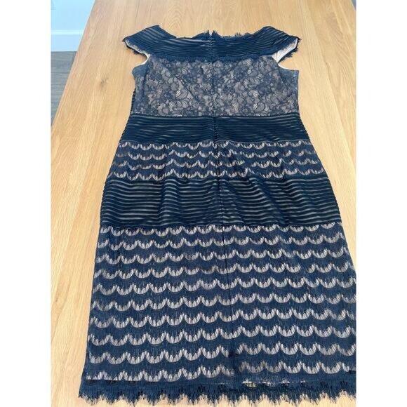 Tadashi Shoji Womens Bodycon Lace Lined Black Evening Dress Cap Sleeve US 16 - Picture 3 of 16